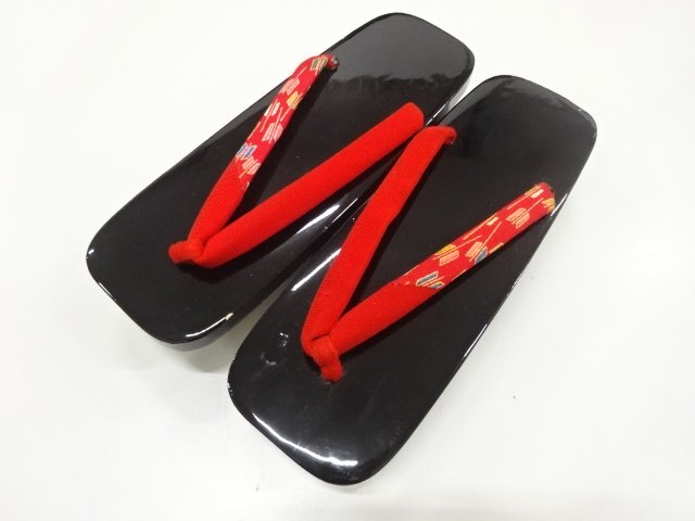 JAPANESE KIMONO / PAULOWNIA GETA (24 CM)